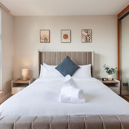 Modern Penthouse Apartment 2 Bed, 2 Bath Sleeps 6 City Centre Belfast Exterior photo