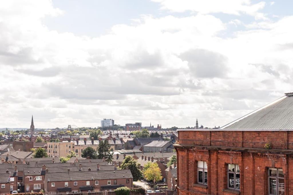 Modern Penthouse Apartment 2 Bed, 2 Bath Sleeps 6 City Centre Belfast Exterior photo